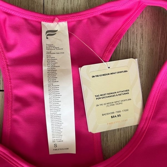 NWT Fabletics On-The-Go Medium Impact Sports Bra in Small - Picture 4 of 4